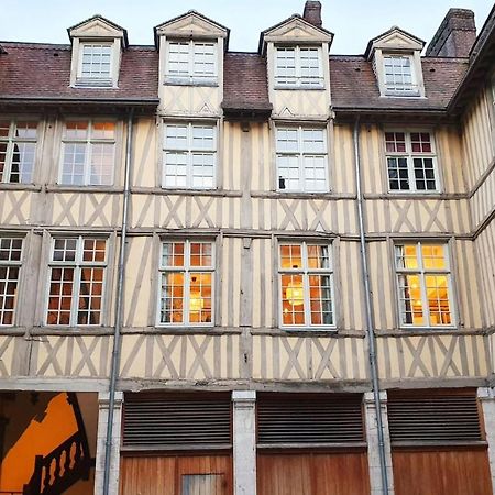 Ancien Hôtel Particulier - Pl du Vieux Marché 4 pers Ruão Exterior foto